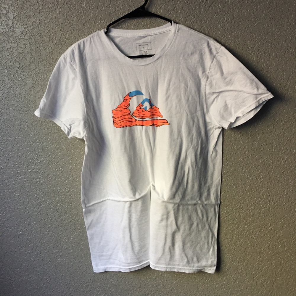 Quicksilver white tee with logo