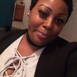 Meet your Posher, Ebonee