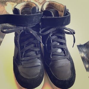 High top wedge sneaker