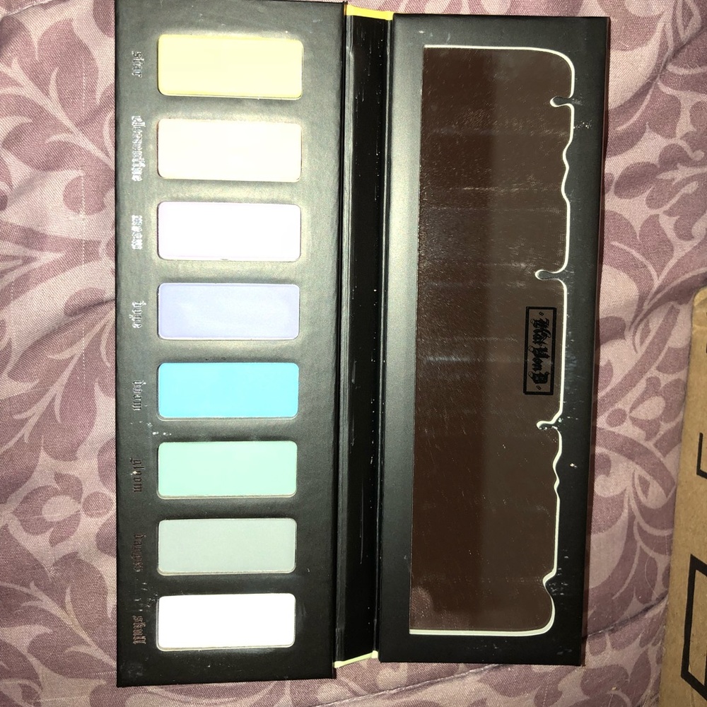 Kat Von D “Pastel Goth” Eye Shadow Palette