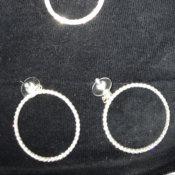Hoop earrings and matching choker - Picture 2 of 2