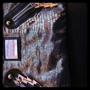 Betseyville clutch NWOT