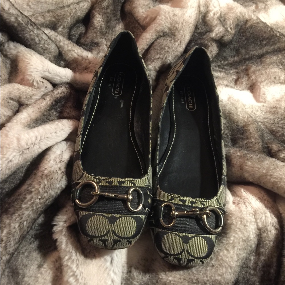 Coach signature C flats size 11