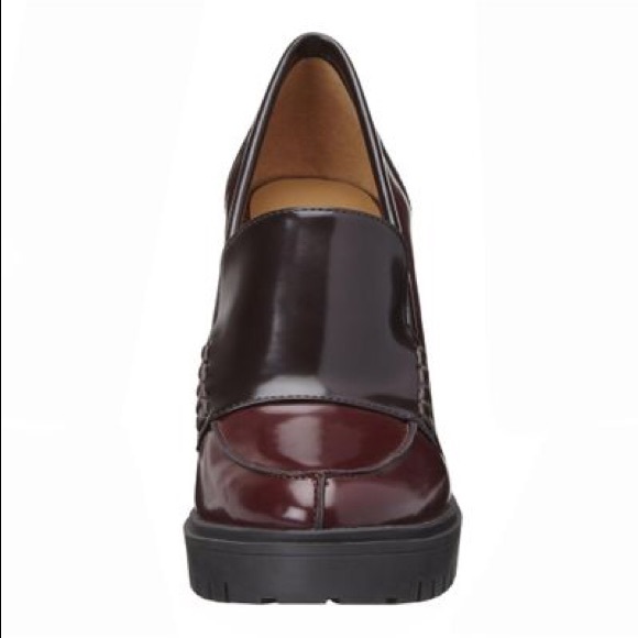 90’s Inspired Pumps🛍 - Picture 2 of 8