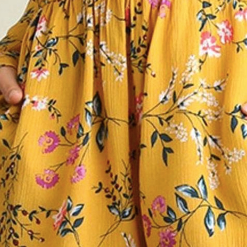 🔸🔸Electric Bleuh Ciel Floral Print Yellow Romper🔸🔸