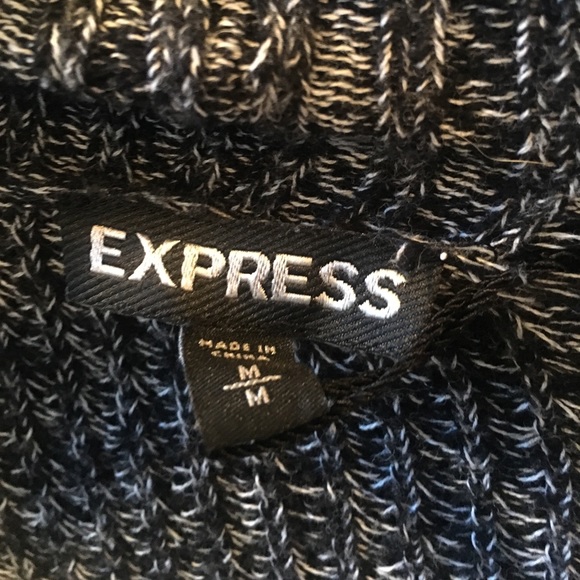 Express Cardigan - Size M - Picture 2 of 3