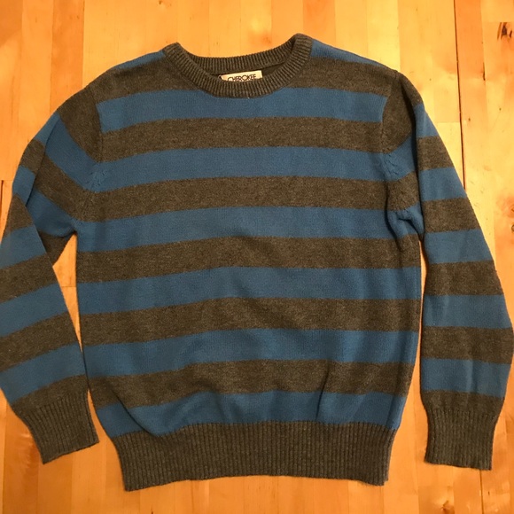 ❄️ Sweaters Bundle ❄️ - Picture 2 of 8