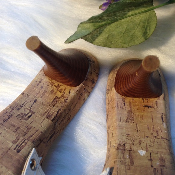 Guess Cork Heeled Sandals - Picture 7 of 8