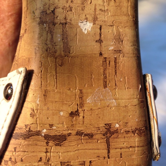 Guess Cork Heeled Sandals - Picture 8 of 8