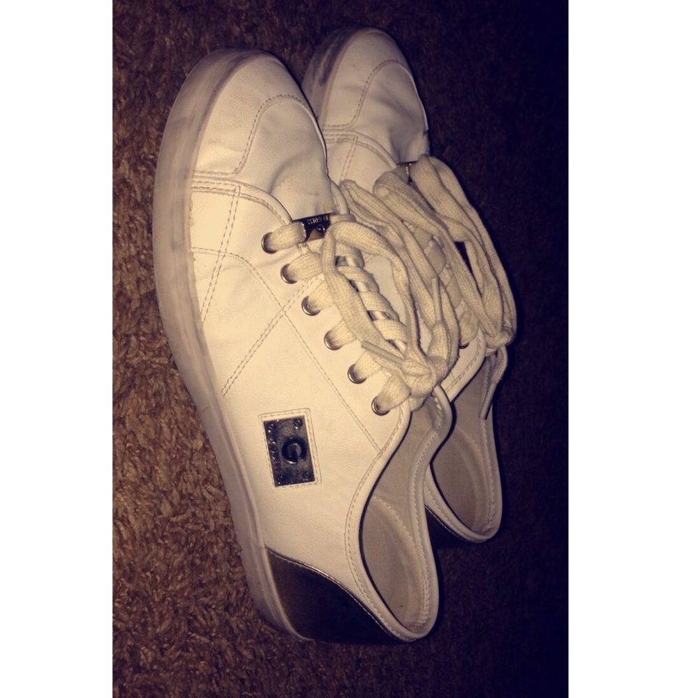 G by Guess Sneakers 👟