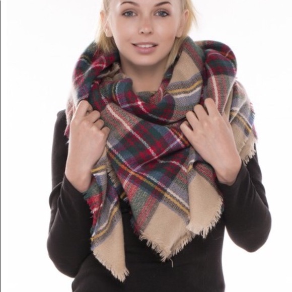 SOLD OUT!!!!!! OVERSIZED BLANKET SCARF - Picture 3 of 3