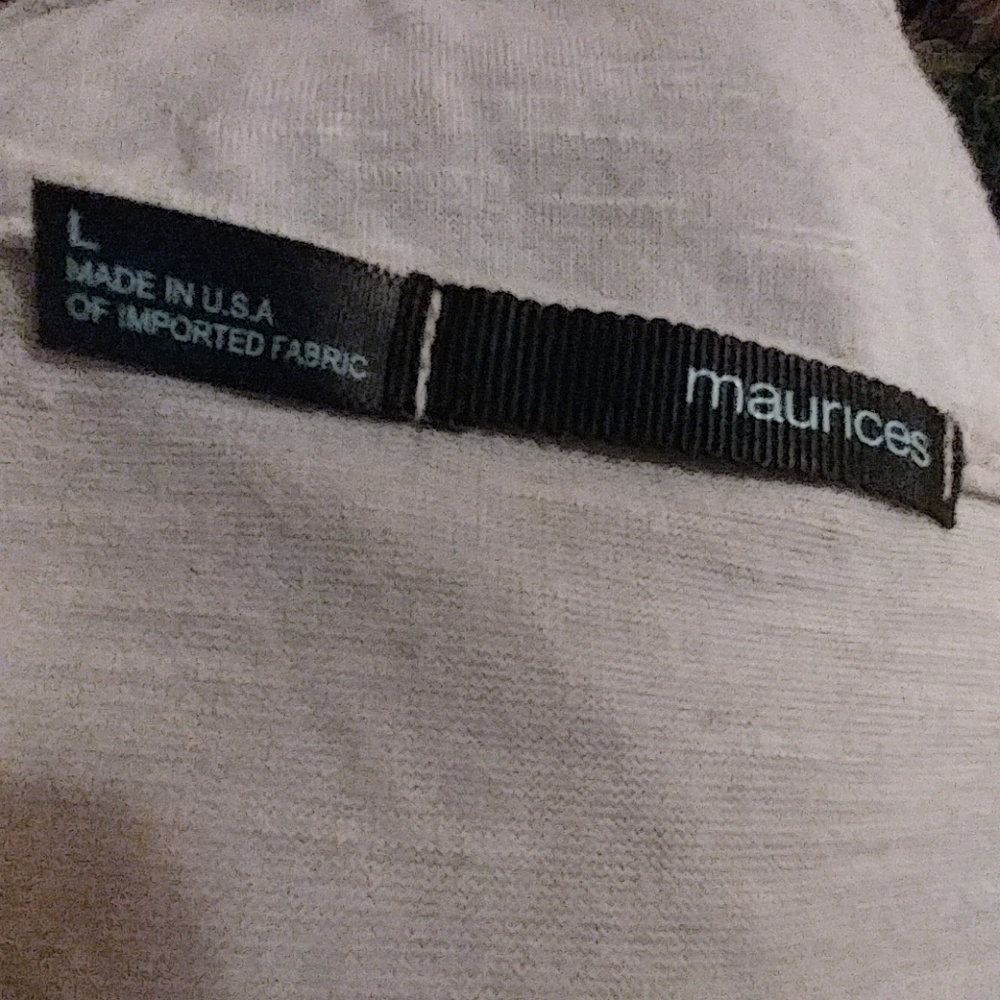 Maurices Ruffled Top (L) - Picture 2 of 2