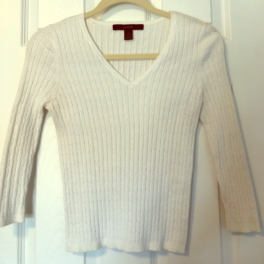 Cotton stretch ribbed three quarter sleeve shirt.