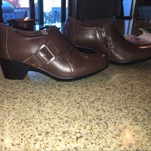 Brown Clarks Genet Shoes