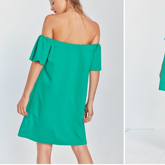 Off the Shoulder Dress - Picture 2 of 2