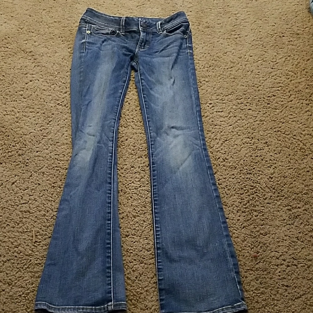 American Eagle Kick Boot Jeans!! 😍😍