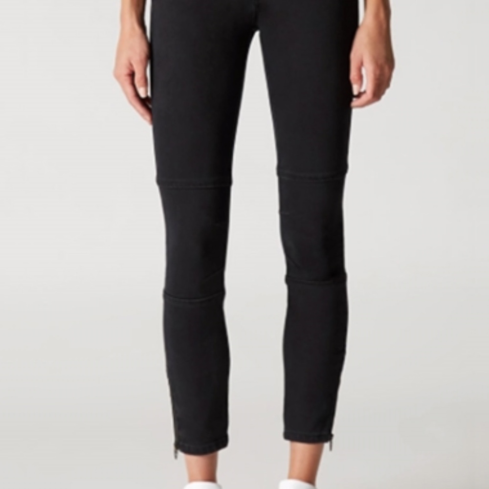 🔸🔸BLANK NYC Stretch Cargo Jeans🔸🔸