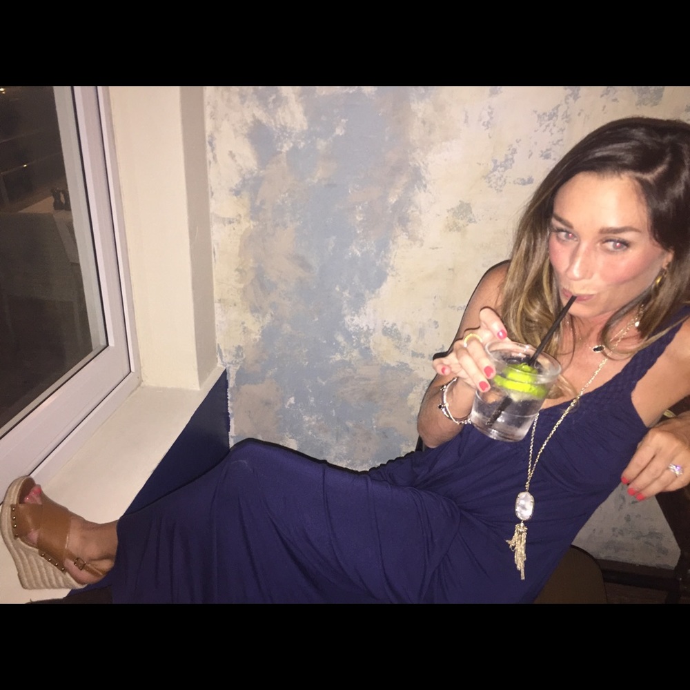 Meet your Posher, Dara