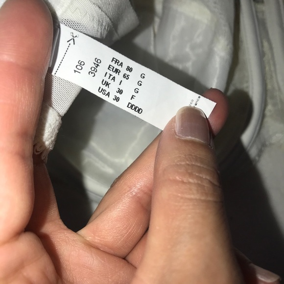 Chantelle Style 3946 Milk/beige bra, Size 30DDDD - Picture 5 of 5