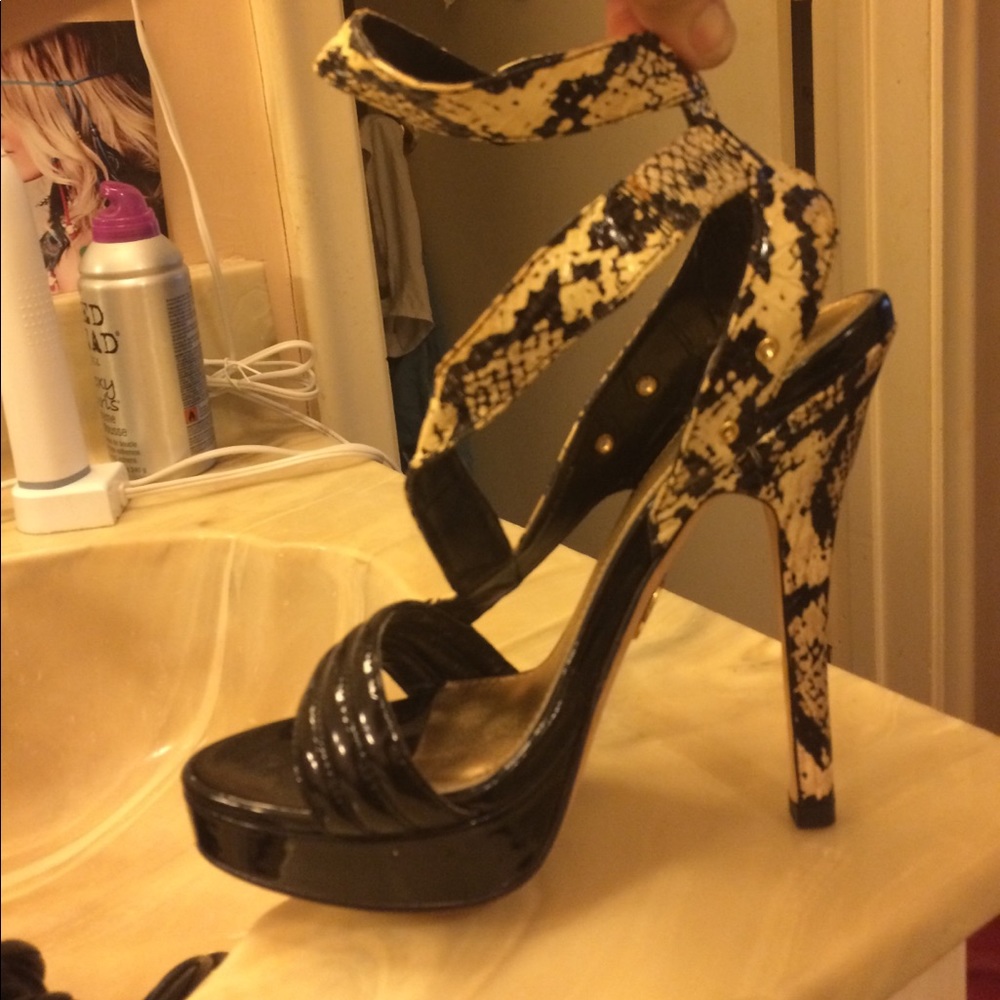 BEBE Black &  Python/Snake High heels size 6.