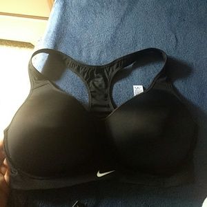 High support training nike bra