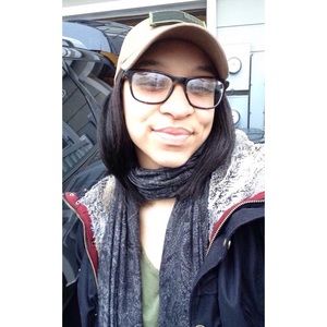 Meet your Posher, Samantha