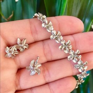 Sterling silver Hawaiian flower set