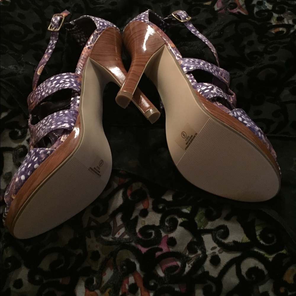 Delicious heels - Picture 3 of 4