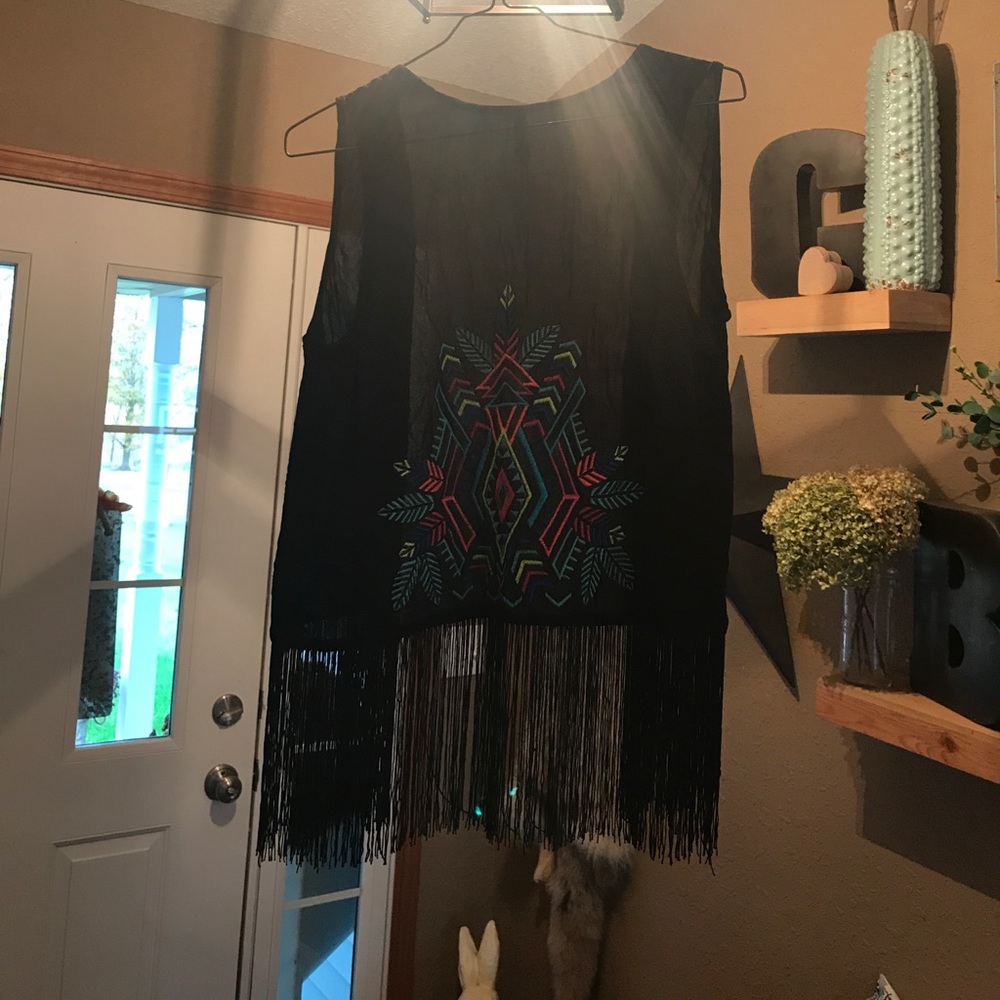 NWOT tribal fringe vest