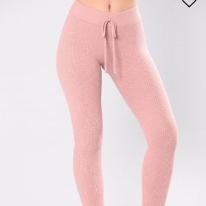 Fashionnova High rise leggings