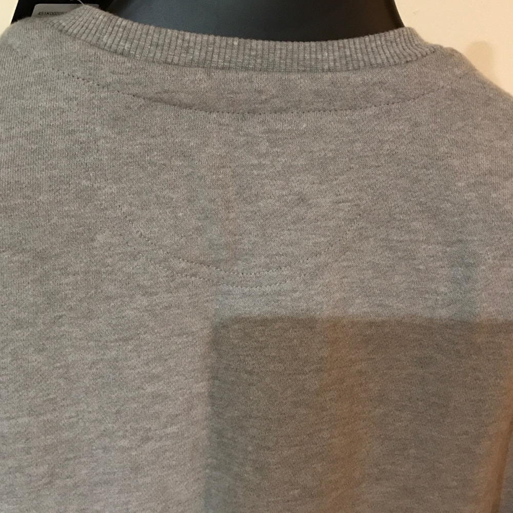 NWT Soft IZOD Grey Sweatshirt - Picture 2 of 6