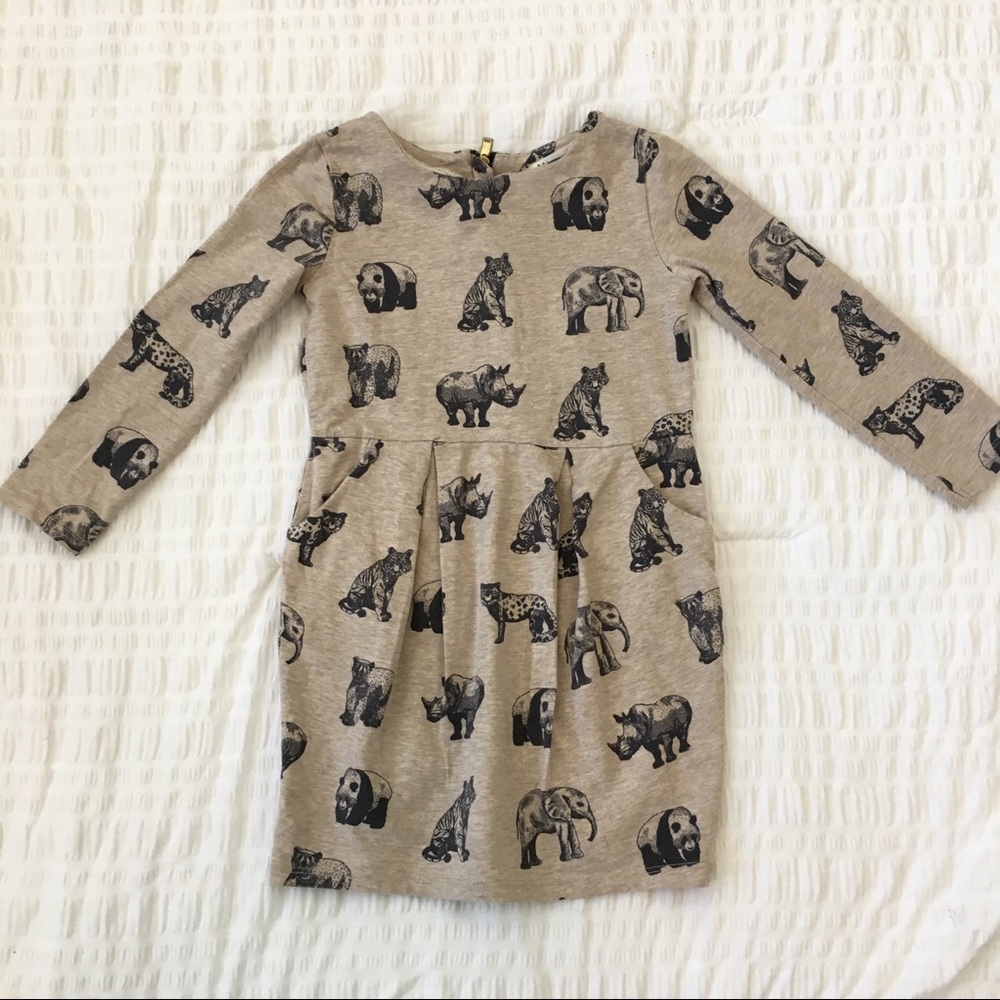 Girls dress size 2-4 years