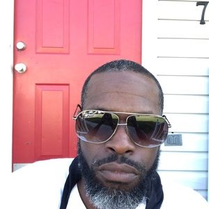 Meet your Posher, Hamilton