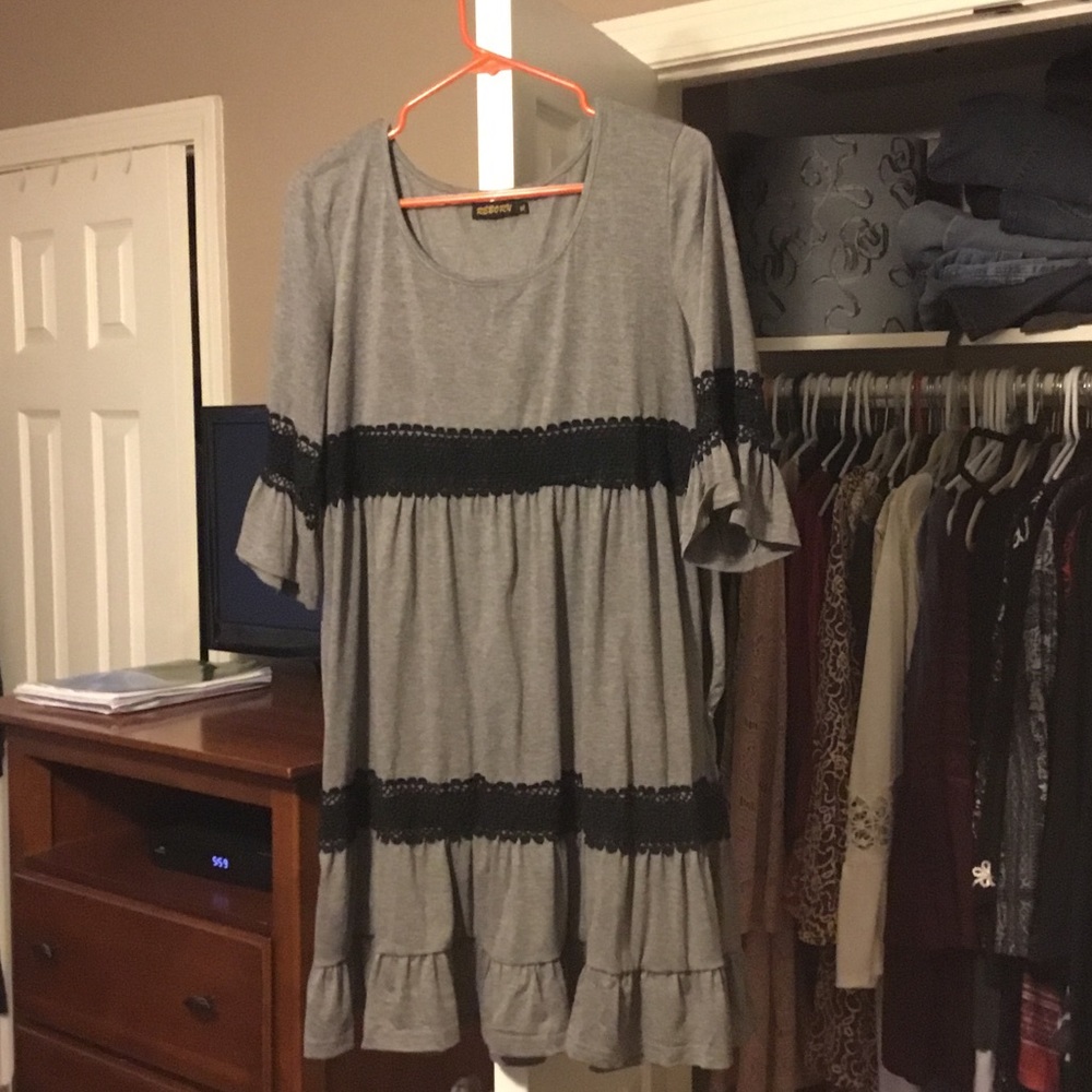 Casual woman's dress