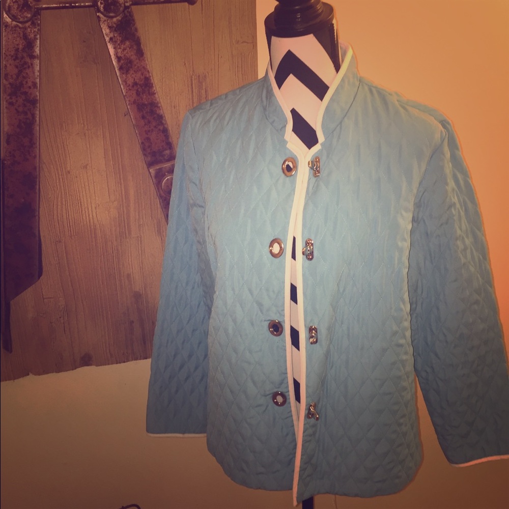 Tara Ryan light weigh blue and white jacket