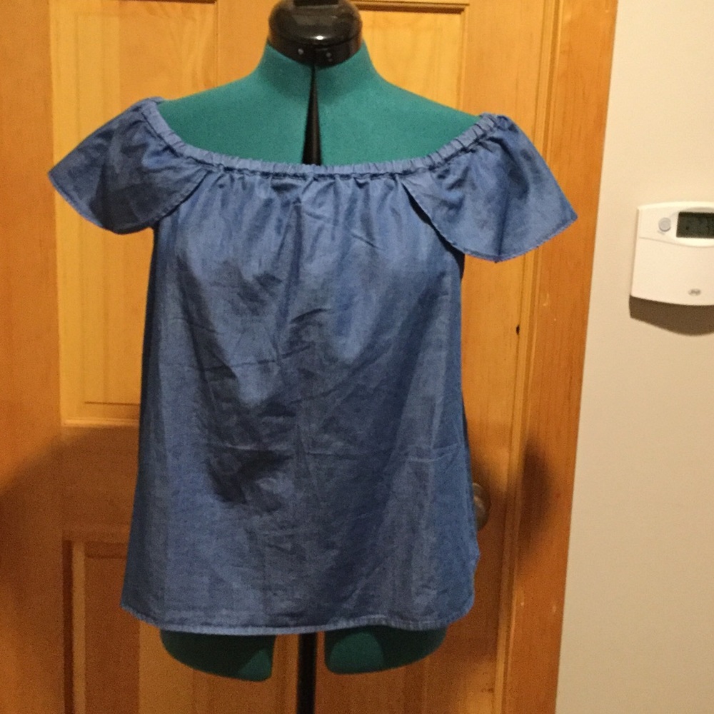 NWOT J. Crew Factory Chambray top Size Medium