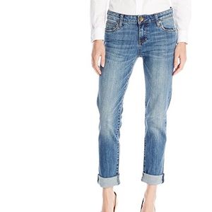 Adorable boyfriend jeans