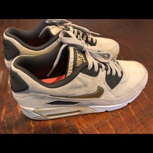 Nike Air Max 90 Premium Suede