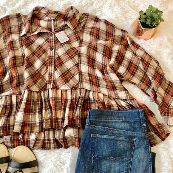 *MAKE AN OFFER* Free People Promise Everything Top - Picture 2 of 2