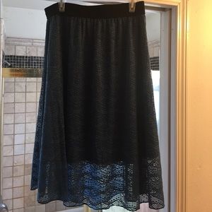 Lula Roe Lola Skirt