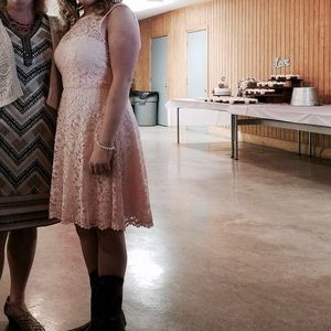 Adorable Lace Dress!!!! -Perfect for a bridesmaid-