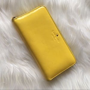 Kate Spade Zip Around Wallet Kate Spade Zip Around Wallet