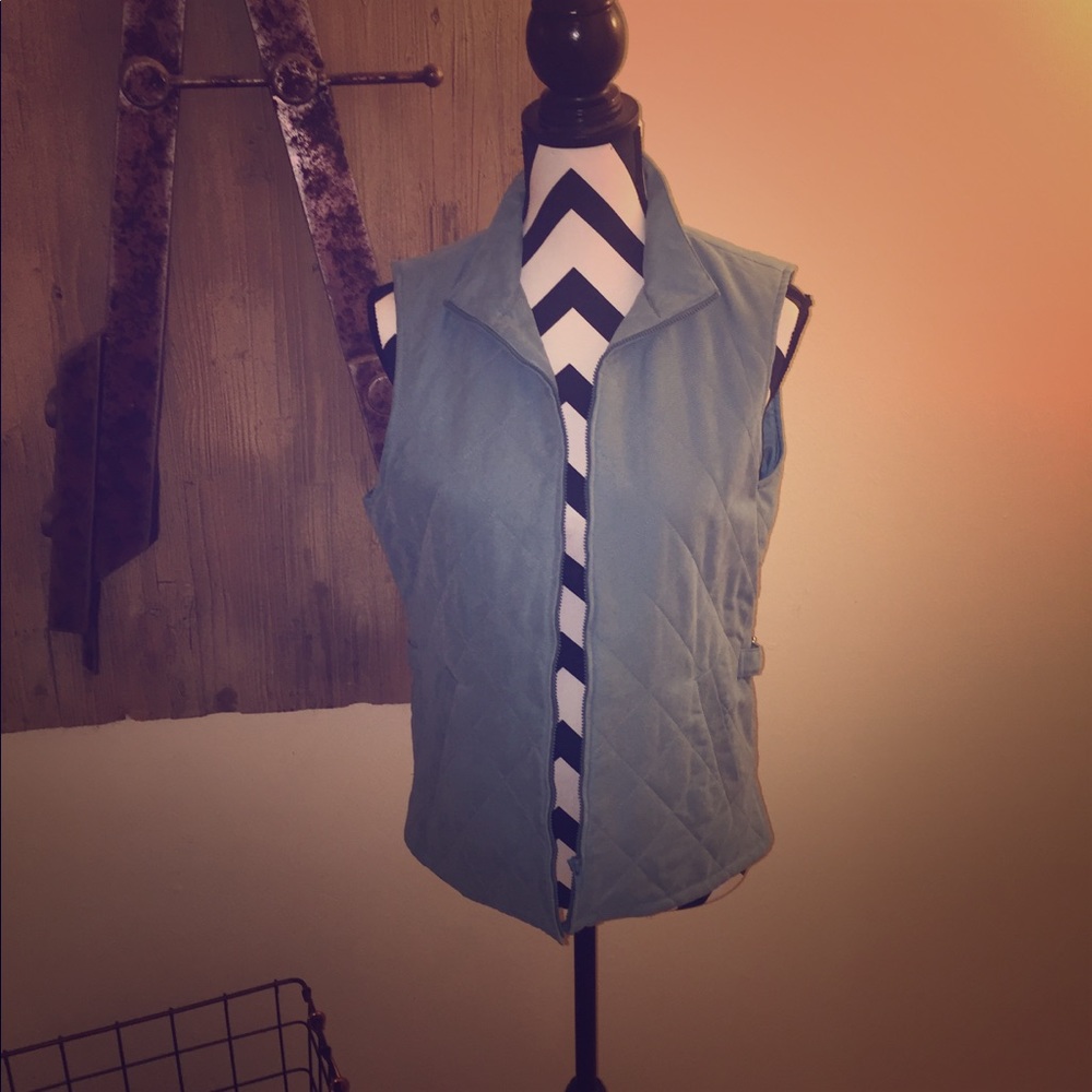 Orvis small light blue vest