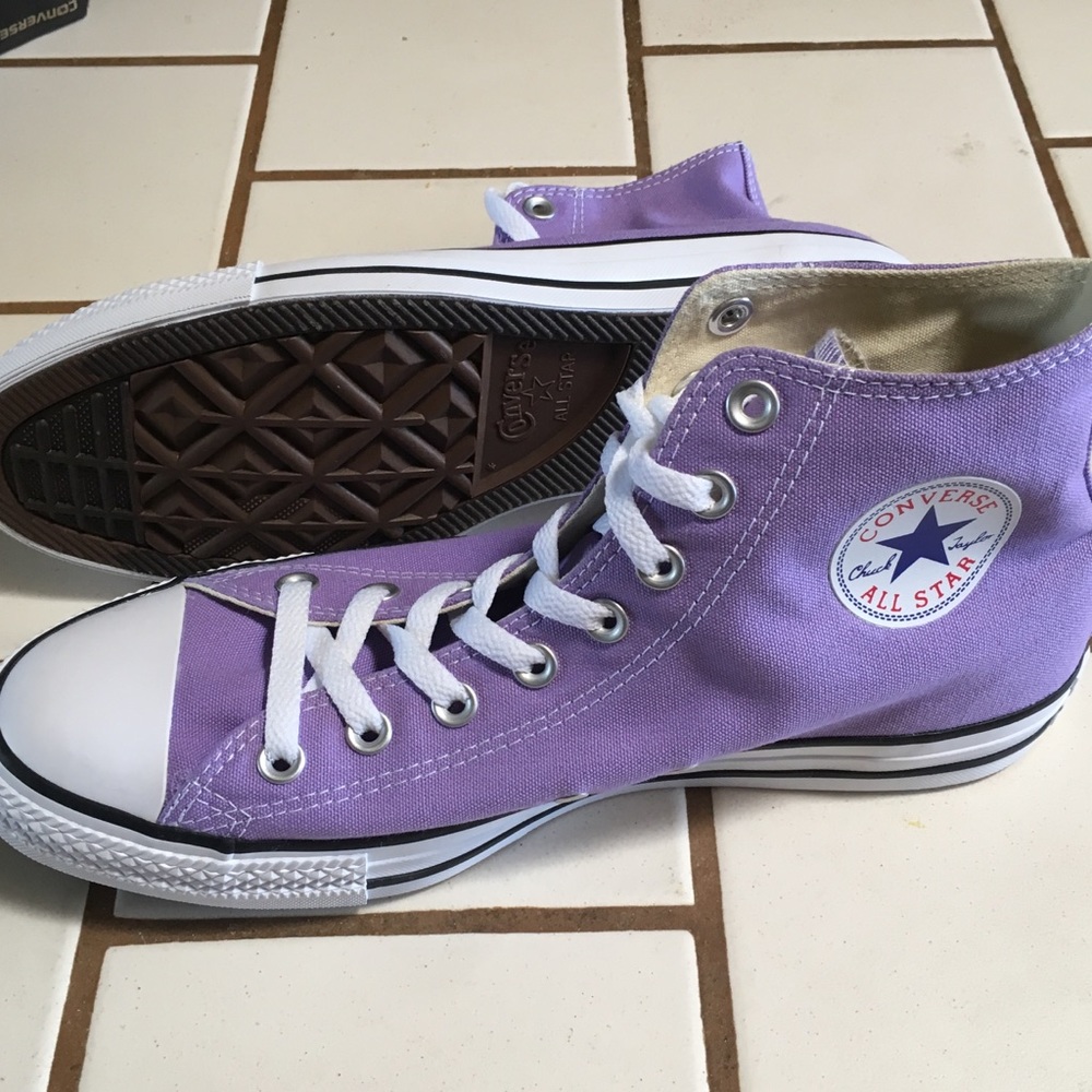 Purple lavender hightop converse NEW size 9/11