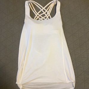 Lululemon tank size 4