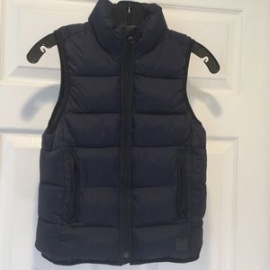 Like new Gap Kids insulated vest size small