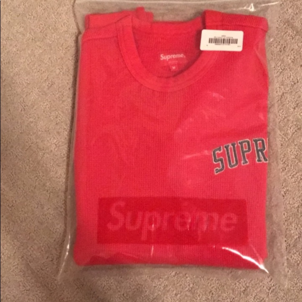 Supreme LS - Tee 100%Authentic tee