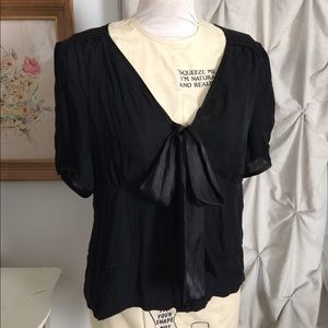 Silk ♠️Caché♠️Blouse