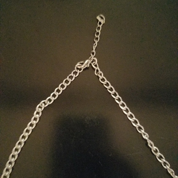 ⚜Silver tone tree branch choker⚜ - Picture 3 of 3