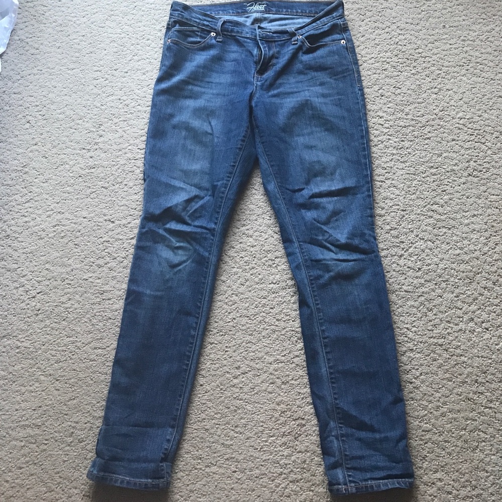 Old Navy Straight Flirt jeans